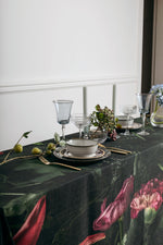 EXCLUSIVE TABLECLOTHS