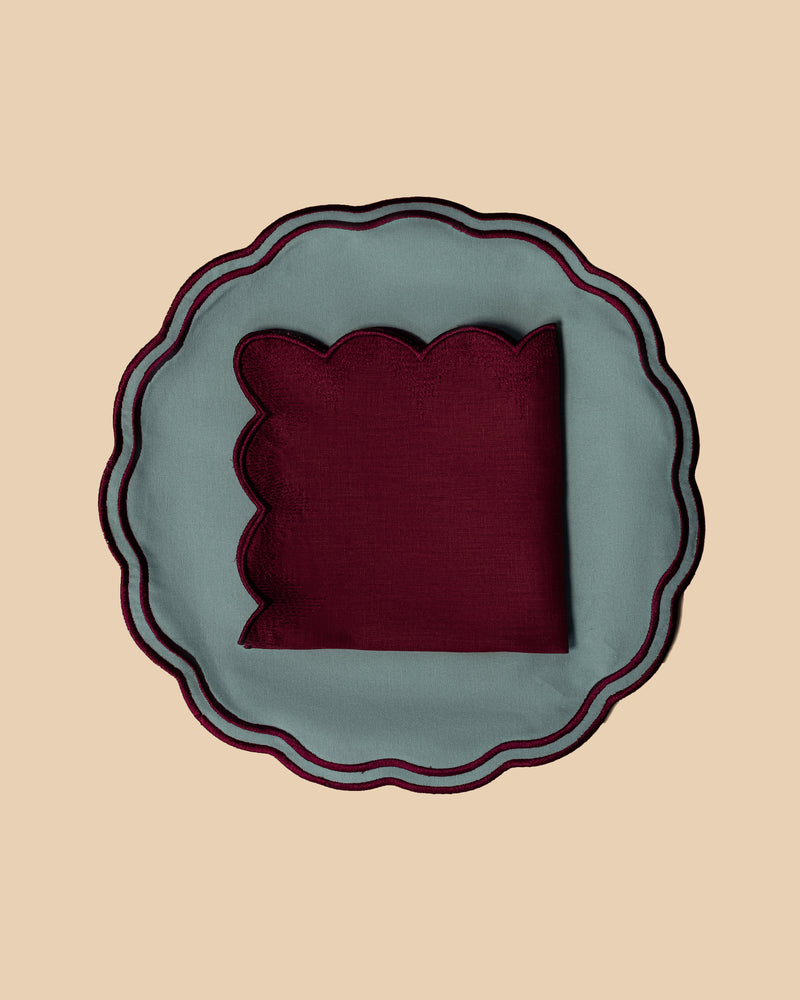 VINTAGE MERLOT | SCALLOPED NAPKIN (Set of 2)