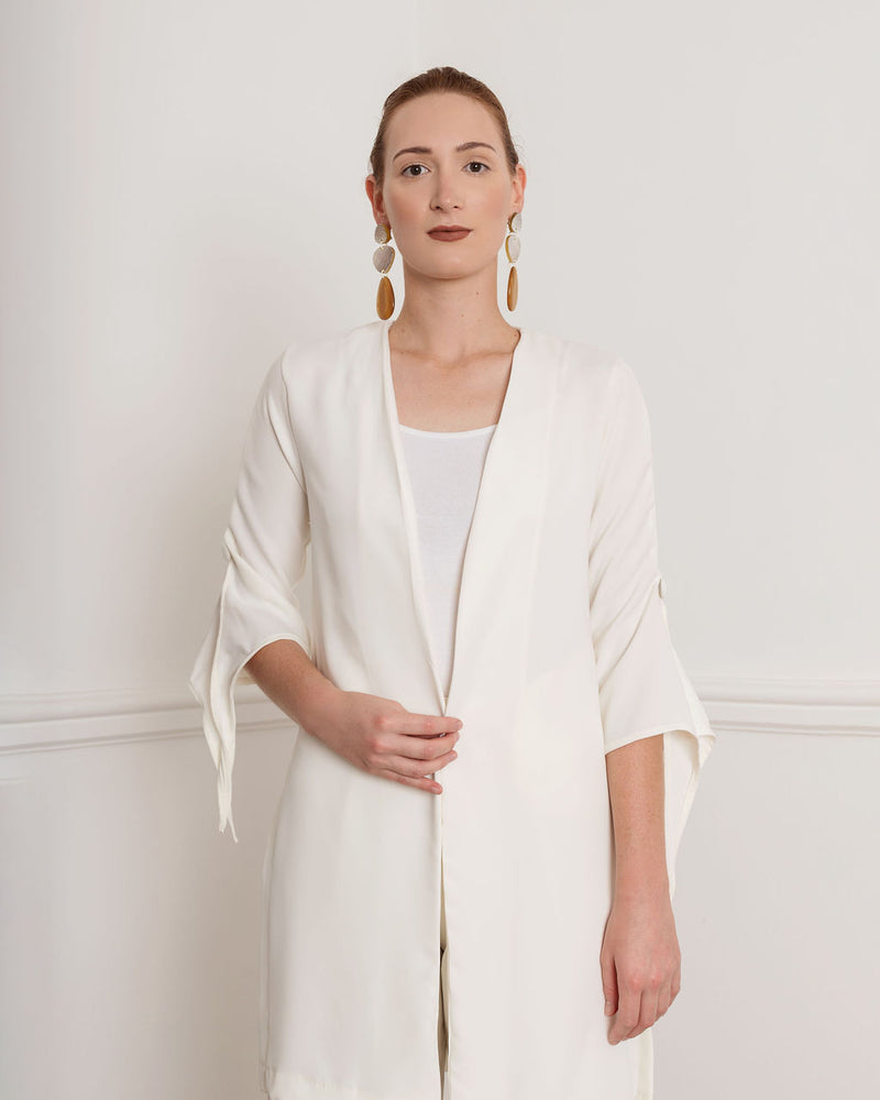 PEARL | COAT-STYLE THROW
