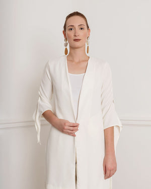 PEARL | COAT-STYLE THROW